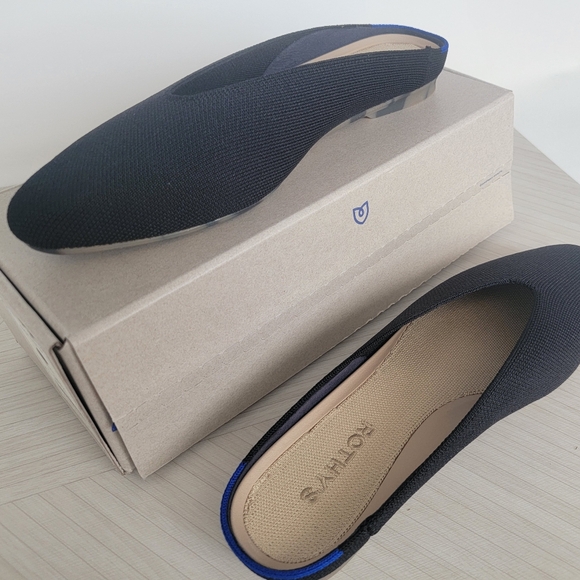 Brand new Rothy's - Picture 4 of 5